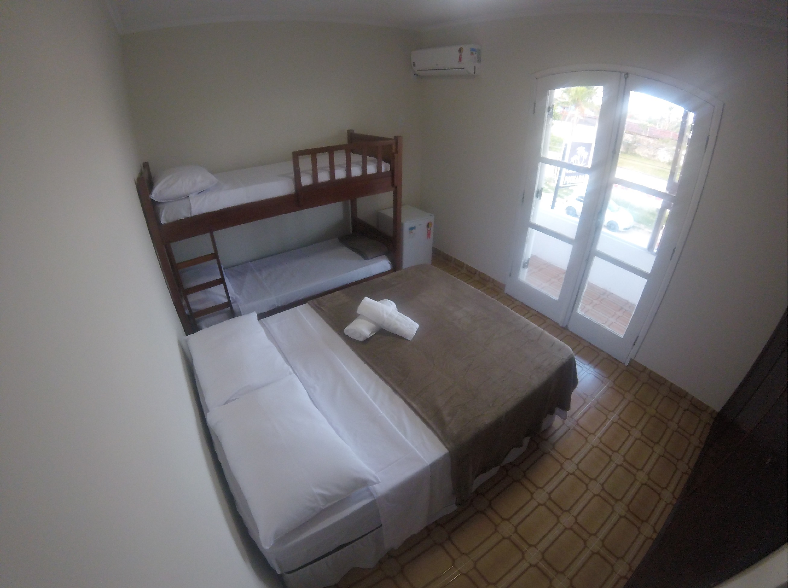 SUITE FAMILIA VISTA AO MAR.jpg